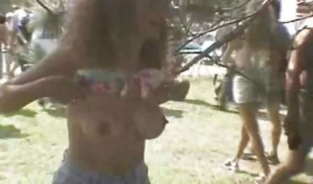 بين القديسين سكس مايا خليفه مترجم عربي تمتص الديك
