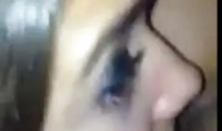 أقول مقاطع سيكس عربي