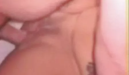 الساخنة شقراء تدعى داليا لعبة سكس كوري مترجم عربي في المهبل