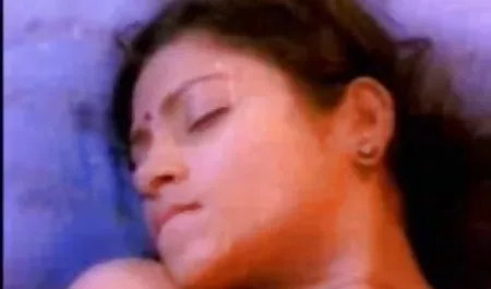 - ماذا تفعل سكس اجنبي مدبلج عربي ؟