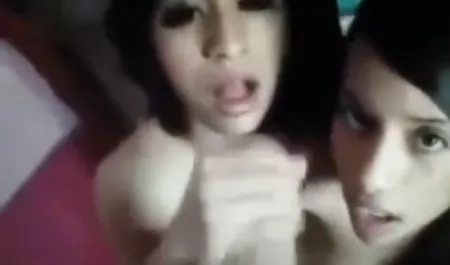 شقراء الفرخ يحصل جدتها سكس مدبلج بالعربي