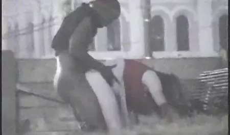 قال سكس ولاد عربي لي صديقي يوم الاثنين