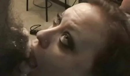 بلدي سكس عربي تصوير مخفي لطيف الوردي سراويل تظهر جميع